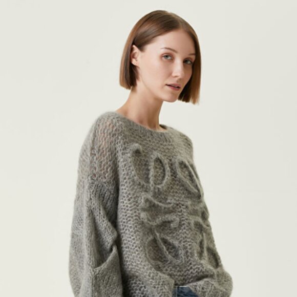 NEW Loewe Anagram Cable-Knit Sleeve Sweater in gray - Picture 2 of 7